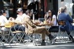 Amsterdam 23 mei 2019
Amanda Balk met haar (ex) man op terras in Amsterdam zuid.