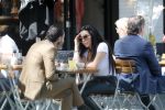 Amsterdam 23 mei 2019
Amanda Balk met haar (ex) man op terras in Amsterdam zuid.
