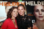 Amsterdam 29 mei 2019
10 jaar magazine Helden geporesnteerd bij Gassan Diamonds.
Frits en Barbara Barend praten met inge de Bruijn Ronald Koeman en Giovanni Bronkhorst. Barbara was er met partner en hun kinderen