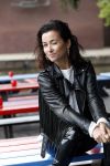 Amsterdam 28 mei 2019
Birgit Schuurman arriveert op een jetski bij cafe de waterkant om daar een gids van Liptonice uit te reiken aan eigenaar van de waterkant.