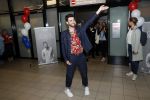 Schiphol  19 mei 2019
Vele fans wachten Duncan Laurence op nadat hij op schiphol is geland . De avond ervoor heeft hij het songfestival gewonnen in israel