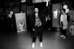 Schiphol  19 mei 2019
Vele fans wachten Duncan Laurence op nadat hij op schiphol is geland . De avond ervoor heeft hij het songfestival gewonnen in israel