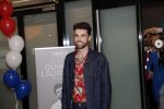 Schiphol  19 mei 2019
Vele fans wachten Duncan Laurence op nadat hij op schiphol is geland . De avond ervoor heeft hij het songfestival gewonnen in israel