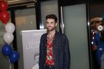 Schiphol  19 mei 2019
Vele fans wachten Duncan Laurence op nadat hij op schiphol is geland . De avond ervoor heeft hij het songfestival gewonnen in israel