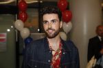 Schiphol  19 mei 2019
Vele fans wachten Duncan Laurence op nadat hij op schiphol is geland . De avond ervoor heeft hij het songfestival gewonnen in israel