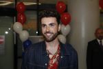 Schiphol  19 mei 2019
Vele fans wachten Duncan Laurence op nadat hij op schiphol is geland . De avond ervoor heeft hij het songfestival gewonnen in israel