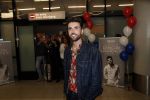 Schiphol  19 mei 2019
Vele fans wachten Duncan Laurence op nadat hij op schiphol is geland . De avond ervoor heeft hij het songfestival gewonnen in israel
