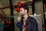 Schiphol  19 mei 2019
Vele fans wachten Duncan Laurence op nadat hij op schiphol is geland . De avond ervoor heeft hij het songfestival gewonnen in israel