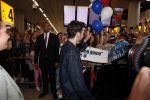 Schiphol  19 mei 2019
Vele fans wachten Duncan Laurence op nadat hij op schiphol is geland . De avond ervoor heeft hij het songfestival gewonnen in israel