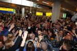 Schiphol  19 mei 2019
Vele fans wachten Duncan Laurence op nadat hij op schiphol is geland . De avond ervoor heeft hij het songfestival gewonnen in israel