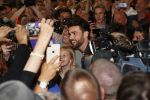 Schiphol  19 mei 2019
Vele fans wachten Duncan Laurence op nadat hij op schiphol is geland . De avond ervoor heeft hij het songfestival gewonnen in israel