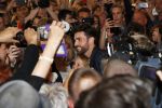 Schiphol  19 mei 2019
Vele fans wachten Duncan Laurence op nadat hij op schiphol is geland . De avond ervoor heeft hij het songfestival gewonnen in israel