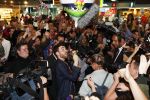 Schiphol  19 mei 2019
Vele fans wachten Duncan Laurence op nadat hij op schiphol is geland . De avond ervoor heeft hij het songfestival gewonnen in israel