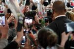 Schiphol  19 mei 2019
Vele fans wachten Duncan Laurence op nadat hij op schiphol is geland . De avond ervoor heeft hij het songfestival gewonnen in israel