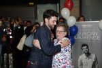 Schiphol  19 mei 2019
Vele fans wachten Duncan Laurence op nadat hij op schiphol is geland . De avond ervoor heeft hij het songfestival gewonnen in israel. Duncan met zijn oma