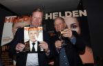 Amsterdam 29 mei 2019
10 jaar magazine Helden geporesnteerd bij Gassan Diamonds.
Frits en Barbara Barend praten met inge de Bruijn Ronald Koeman en Giovanni Bronkhorst.