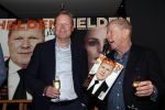 Amsterdam 29 mei 2019
10 jaar magazine Helden geporesnteerd bij Gassan Diamonds.
Frits en Barbara Barend praten met inge de Bruijn Ronald Koeman en Giovanni Bronkhorst.