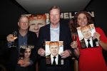 Amsterdam 29 mei 2019
10 jaar magazine Helden geporesnteerd bij Gassan Diamonds.
Frits en Barbara Barend praten met inge de Bruijn Ronald Koeman en Giovanni Bronkhorst.