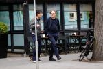 Amsterdam 25 mei 2019
Gerard Spong met partner en hun hondje op de beethovenstraat. Ze rijden in hun Rolls Royce.