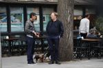 Amsterdam 25 mei 2019
Gerard Spong met partner en hun hondje op de beethovenstraat. Ze rijden in hun Rolls Royce.