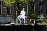 Amsterdam 22 mei 2019
Hans v d Togt is zijn woonark / woonboot compleet aan het verbouwen.