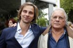 Amsterdam 17 mei 2019
Opening Art Zuid door Jan des Bouvrie. De zoon van Jan Cremer , ivan Cremer had ook een heel mooi kunstwerk gemaakt.