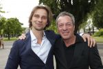 Amsterdam 17 mei 2019
Opening Art Zuid door Jan des Bouvrie. De zoon van Jan Cremer , ivan Cremer had ook een heel mooi kunstwerk gemaakt.