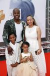 Amsterdam 2 juni 2019
Premiere huisdiergeheimen 2 in pathe arena. Jandino Asporaat kwam met vrouw en kinderen