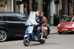 Amsterdam 17 mei 2019
Jelle Feenstra met zijn moeder op vespa scooter.