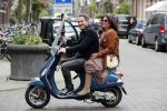 Amsterdam 17 mei 2019
Jelle Feenstra met zijn moeder op vespa scooter.