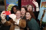 Noordwijk 13 mei 2019
Presentatie musicals REP Rick Engelkes Productions bij strandtent Bries. Joep Onderdelinden met Anouk v Nes Joanne Telesford Sandra Mattie en Rian Gerritsen