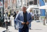 Volendam 22 mei 2019
Boekpresentatie Keje Molenaar bij dine en wine op de dijk in Volendam. Jan Smit presenteert het.
Matthijs de Ligt is er met zijn vriendin Annekee Molenaar. Joep Schreuder