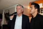 Volendam 22 mei 2019
Boekpresentatie Keje Molenaar bij dine en wine op de dijk in Volendam. Jan Smit presenteert het.