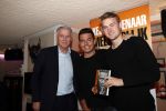 Volendam 22 mei 2019
Boekpresentatie Keje Molenaar bij dine en wine op de dijk in Volendam. Jan Smit presenteert het.