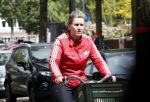 Amsterdam 22 mei 2019
Marie Carmen Oudendijk op de fiets.