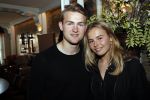 Volendam 22 mei 2019
Boekpresentatie Keje Molenaar bij dine en wine op de dijk in Volendam. Jan Smit presenteert het.
Matthijs de Ligt is er met zijn vriendin Annekee Molenaar