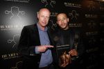 Amsterdam 28 mei 2019
Boekpresentatie Memphis Depay (heart of a lion) in het W hotel. Memphis met schrijver Simon Zwartkruis.