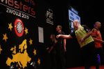 Zwolle 26 mei 2019
Raymond v Barneveld VS Michael v Gerwen op the dutch masters.
Michael zijn vrouw Daphne v Gerwen en Raymond zijn nieuwe vriendin Julia zijn ook aanwezig alsmede de manager van raymond , Jerry v Vianen