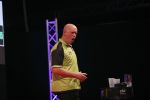 Zwolle 26 mei 2019
Raymond v Barneveld VS Michael v Gerwen op the dutch masters.
Michael zijn vrouw Daphne v Gerwen en Raymond zijn nieuwe vriendin Julia zijn ook aanwezig alsmede de manager van raymond , Jerry v Vianen