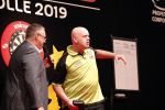 Zwolle 26 mei 2019
Raymond v Barneveld VS Michael v Gerwen op the dutch masters.
Michael zijn vrouw Daphne v Gerwen en Raymond zijn nieuwe vriendin Julia zijn ook aanwezig alsmede de manager van raymond , Jerry v Vianen