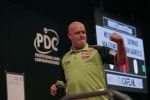Zwolle 26 mei 2019
Raymond v Barneveld VS Michael v Gerwen op the dutch masters.
Michael zijn vrouw Daphne v Gerwen en Raymond zijn nieuwe vriendin Julia zijn ook aanwezig alsmede de manager van raymond , Jerry v Vianen