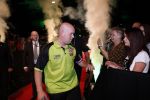Zwolle 26 mei 2019
Raymond v Barneveld VS Michael v Gerwen op the dutch masters.
Michael zijn vrouw Daphne v Gerwen en Raymond zijn nieuwe vriendin Julia zijn ook aanwezig alsmede de manager van raymond , Jerry v Vianen