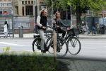 Amsterdam 25 mei 2019
Nada v Nie met haar man op de fiets in Amsterdam