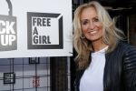 Blaricum 13 mei 2019
Free a girl gala in the red sun in Blaricum. Rene Froger en zijn vrouw Natasja Froger