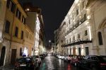 Rome mei 2019
Prinses Christina woont tegenwoordig in een appartement/penthouse in Rome.
Er zitten verschillende leuke winkeltjes in de buurt. Ook het collosseum ligt bij haar om de hoek.