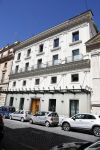 Rome mei 2019
Prinses Christina woont tegenwoordig in een appartement/penthouse in Rome.
Er zitten verschillende leuke winkeltjes in de buurt. Ook het collosseum ligt bij haar om de hoek.