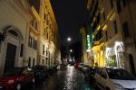 Rome mei 2019
Prinses Christina woont tegenwoordig in een appartement/penthouse in Rome.
Er zitten verschillende leuke winkeltjes in de buurt. Ook het collosseum ligt bij haar om de hoek.