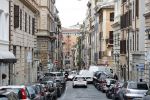 Rome mei 2019
Prinses Christina woont tegenwoordig in een appartement/penthouse in Rome.
Er zitten verschillende leuke winkeltjes in de buurt. Ook het collosseum ligt bij haar om de hoek.