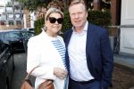 Amsterdam 29 mei 2019
10 jaar magazine Helden geporesnteerd bij Gassan Diamonds.
Frits en Barbara Barend praten met inge de Bruijn Ronald Koeman en Giovanni Bronkhorst. Ronald kwam met zijn vrouw Bartina