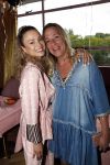 Amsterdam 28 mei 2019
Presentatie boek Rose Bertram bij mama Kelly in het Olympisch stadion. Rose met de moeder van Gregory v d Wiel